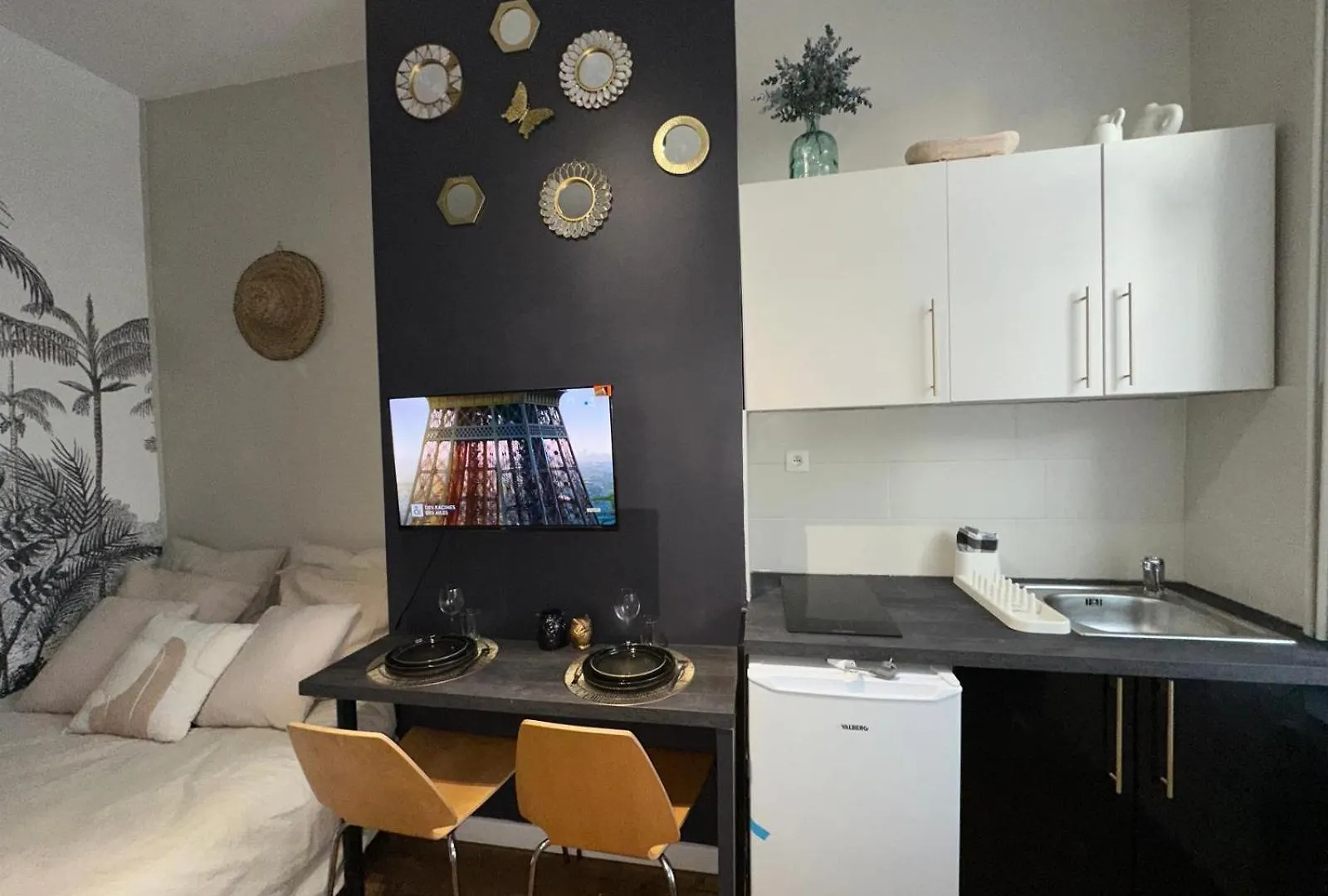 Lerelaisdodile - Suite Studios Confort - Ideal Pro & Couple - Lille Vauban Apartment